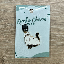 Load image into Gallery viewer, Black Cat Kindle Charms
